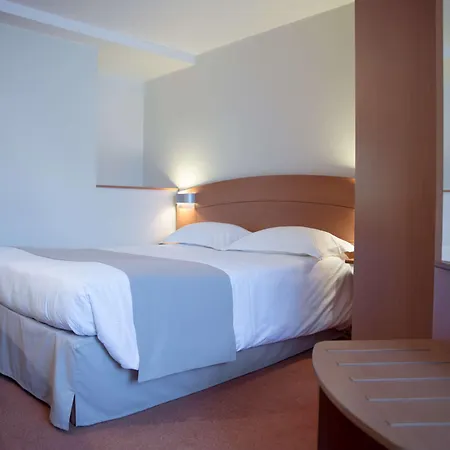 Hotel Kyriad Nord Rennes