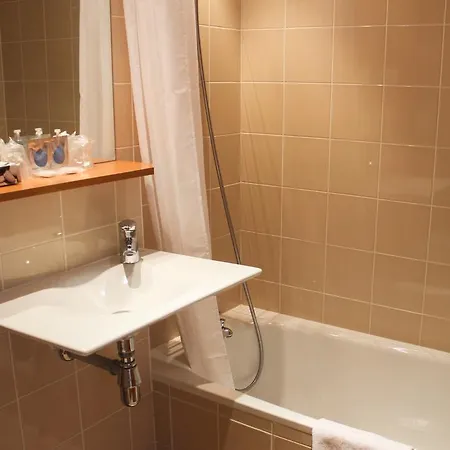 Kyriad Nord Hotel Rennes